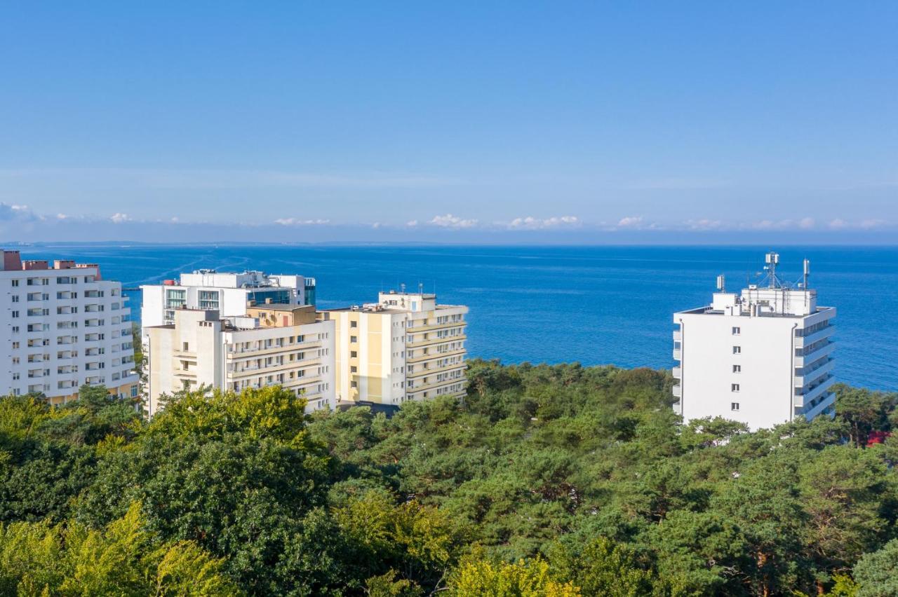 Vestina Wellness & Spa Hotel 미엥지즈드로예 외부 사진