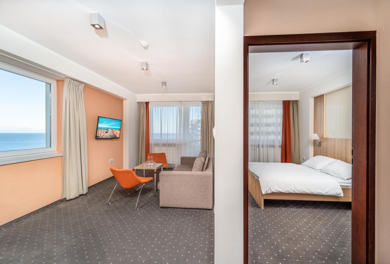 Vestina Wellness & Spa Hotel 미엥지즈드로예 객실 사진