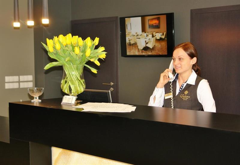 Vestina Wellness & Spa Hotel 미엥지즈드로예 외부 사진