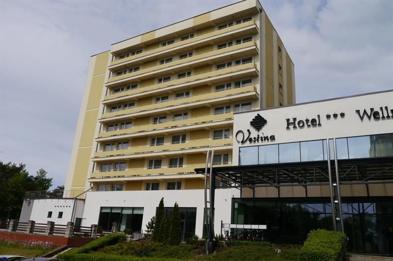 Vestina Wellness & Spa Hotel 미엥지즈드로예 외부 사진